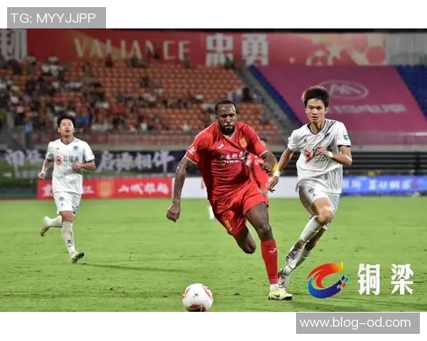 铜梁龙冲超在即末轮战斗需展现重庆血性与拼搏精神